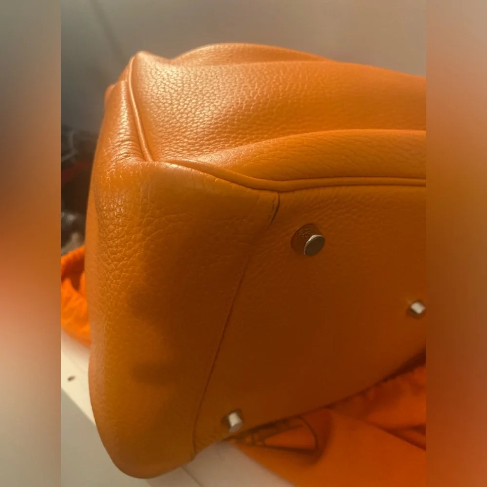 Hermès Lindy 34 in Signature Orange
